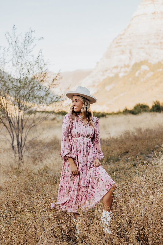 THE LEIGHTON LONG SLEEVE MAXI DRESS IN PINK