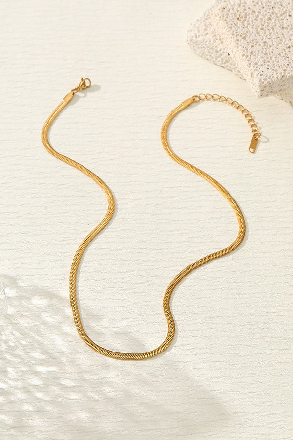 THE HERRINGBONE CHAIN IN GOLD