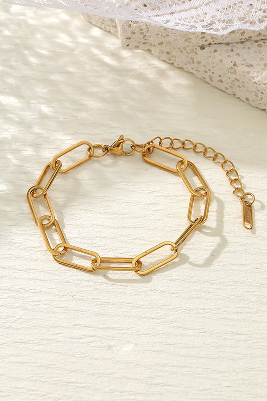 THE PAPERCLIP BRACELET IN GOLD