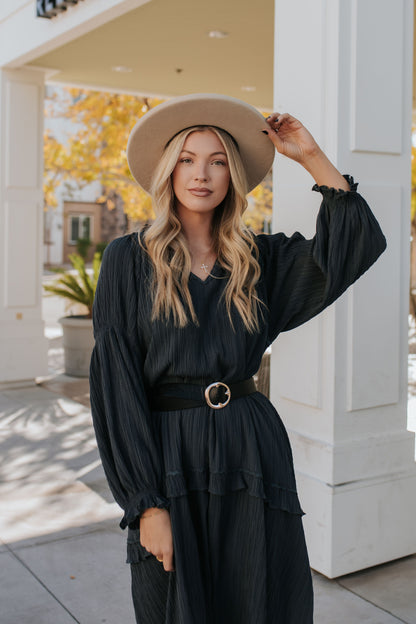 THE SWANN SOLID MAXI DRESS IN CHARCOAL