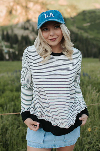 THE BILLIE STRIPED CREWNECK IN WHITE