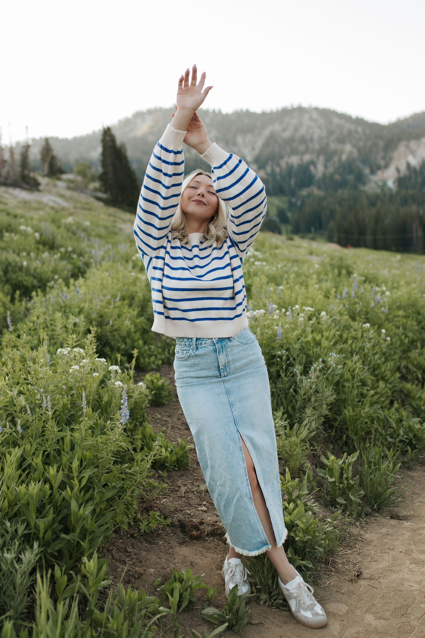 THE MILEY STRIPED SWEATER IN COBALT