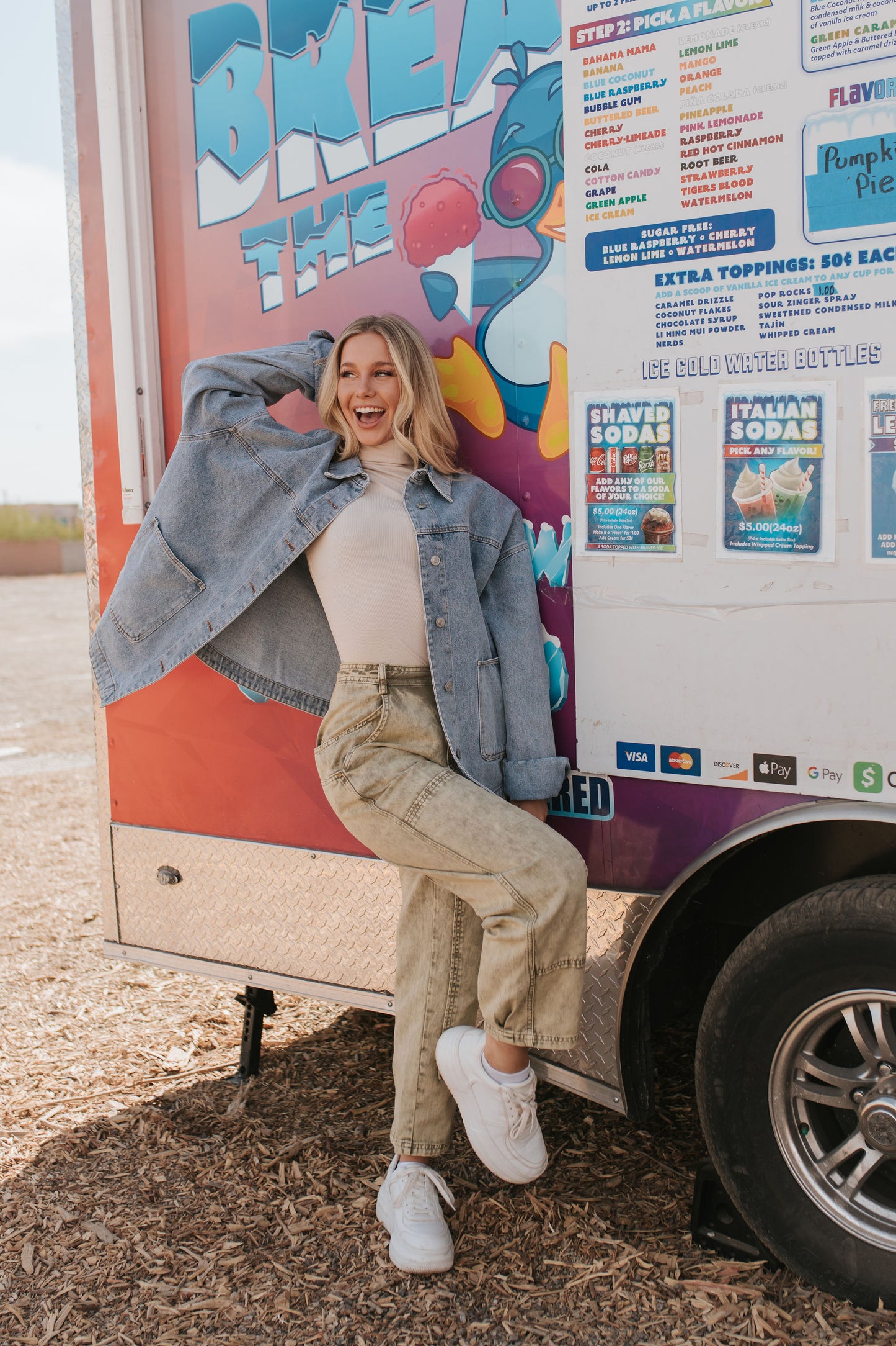 THE KALIN OVERSIZED DENIM JACKET IN MEDIUM WASH