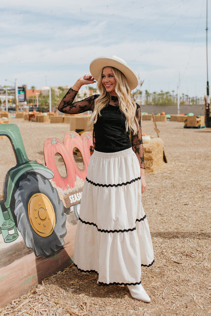 THE GRAYCE CONTRAST MAXI SKIRT IN OAT