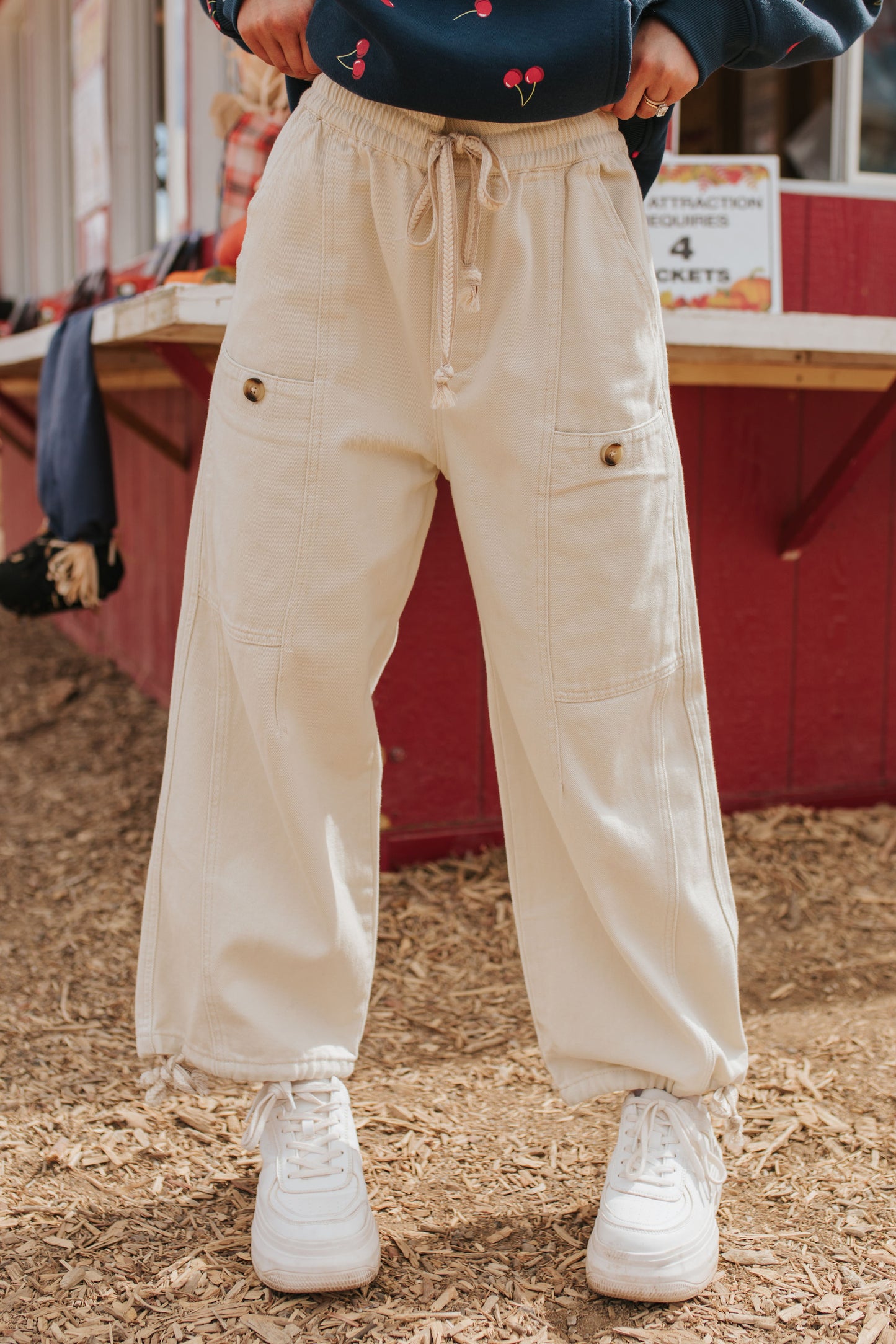 THE CODA CARGO PANTS IN CREAM