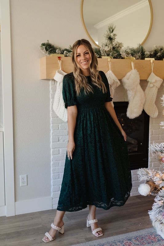 THE ELLIANA MAXI DRESS IN EMERALD