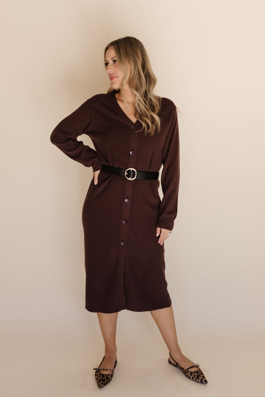 THE DARA SWEATER MIDI DRESS IN BROWN