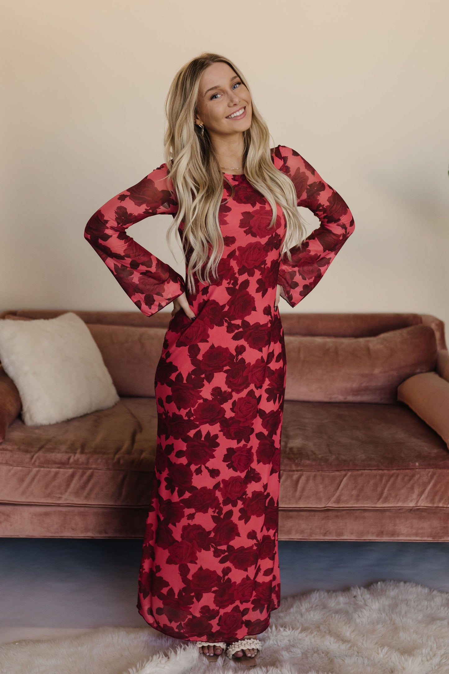 THE ROSALINA FLORAL PRINT MAXI DRESS IN RED