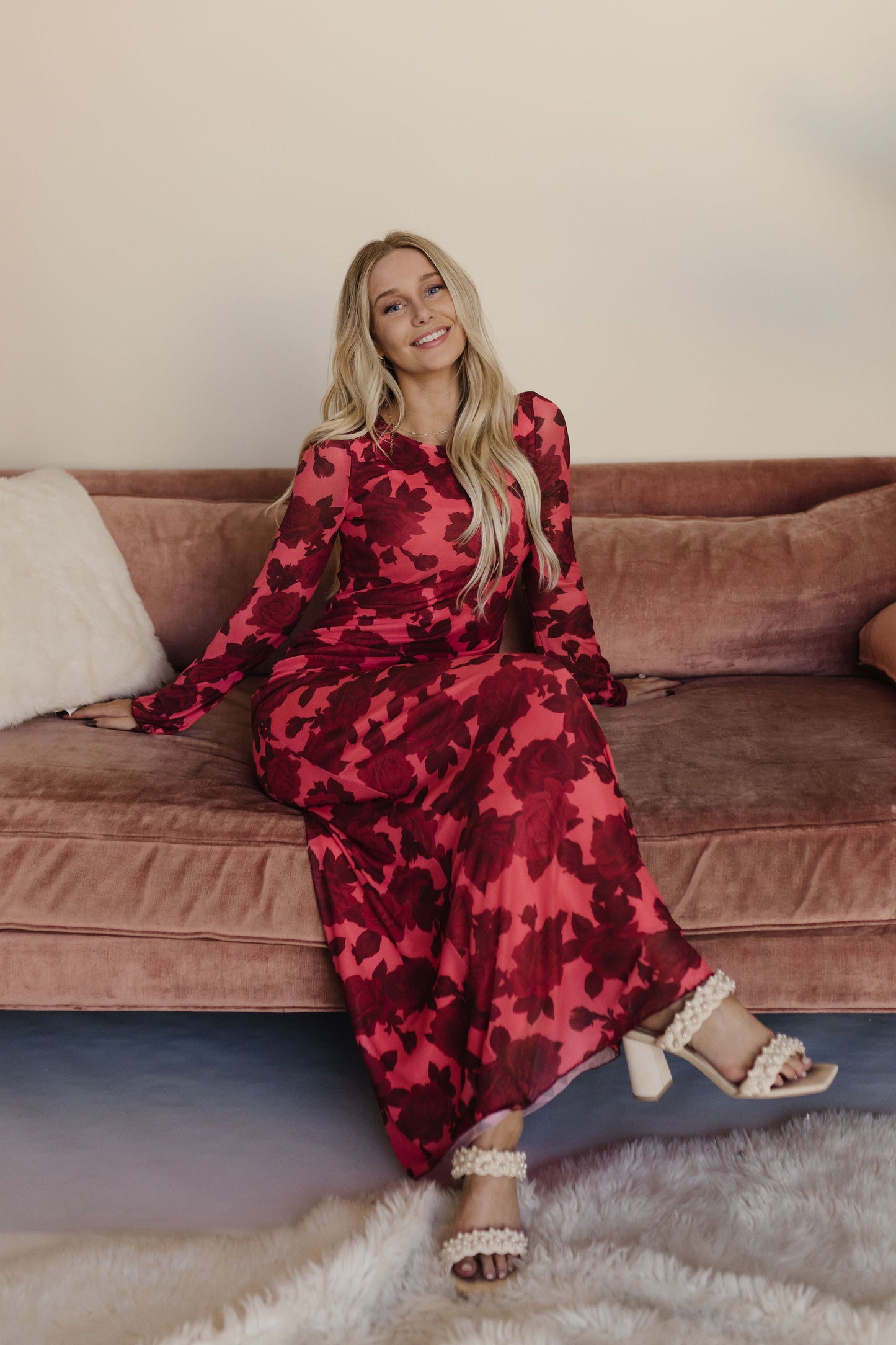 THE ROSALINA FLORAL PRINT MAXI DRESS IN RED