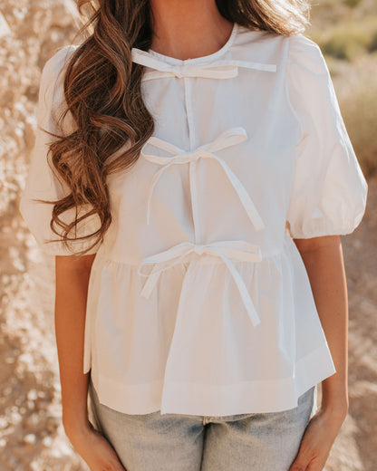 THE AMBER TIE FRONT TOP IN WHITE