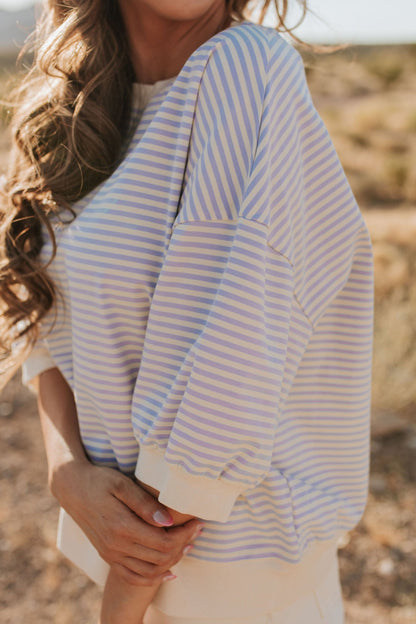 THE KARESSA STRIPE SHORT SLEEVE TOP IN LAVENDER