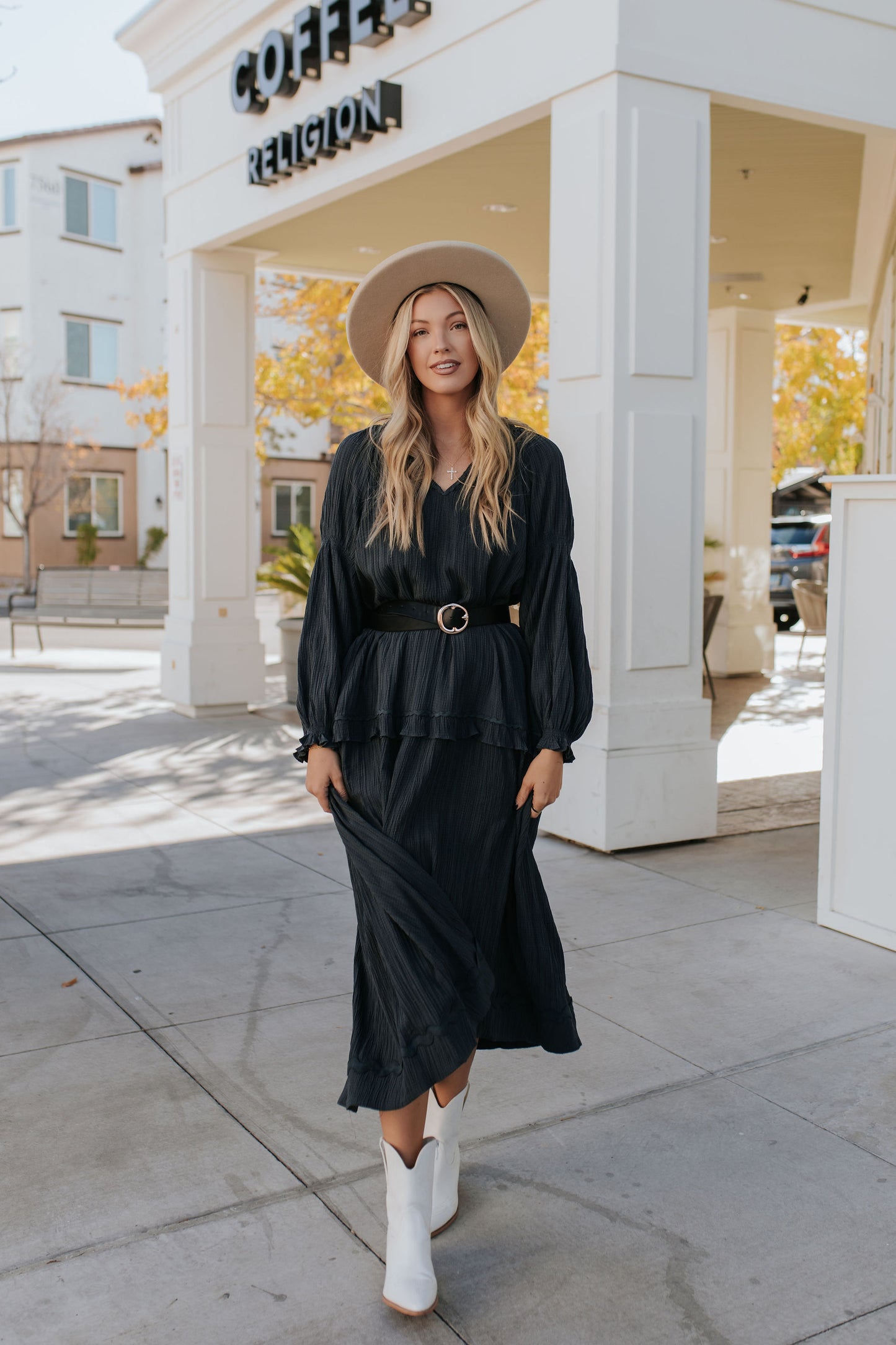 THE SWANN SOLID MAXI DRESS IN CHARCOAL