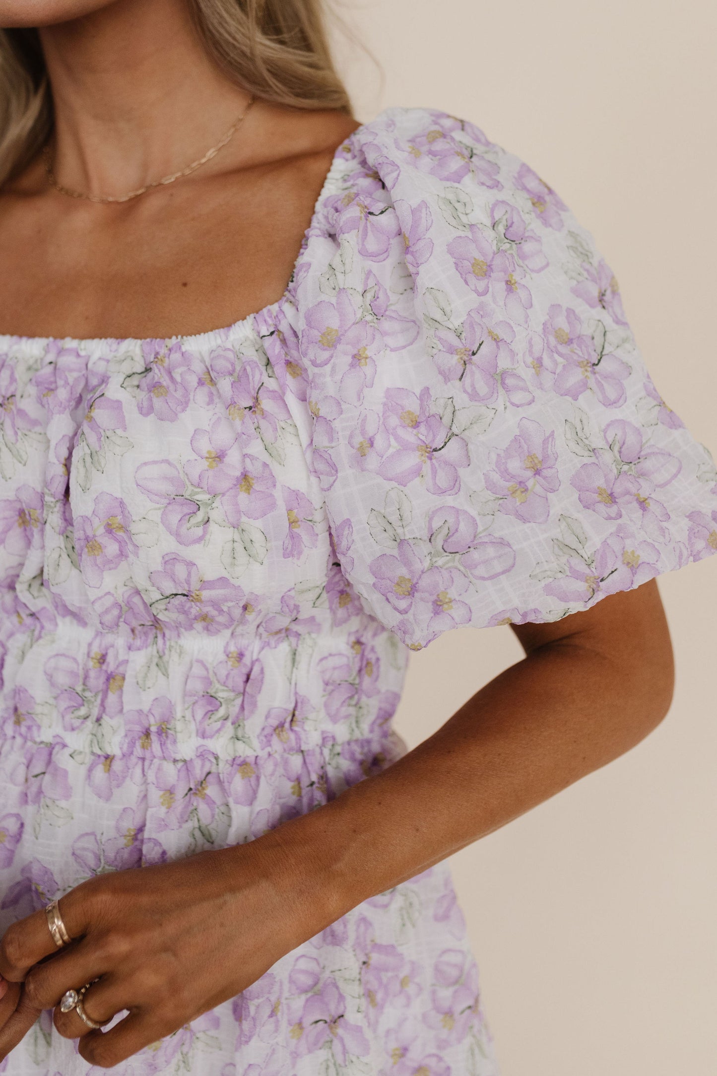 THE JANEY TEXTURED MIDI DRESS IN LAVENDER FLORAL