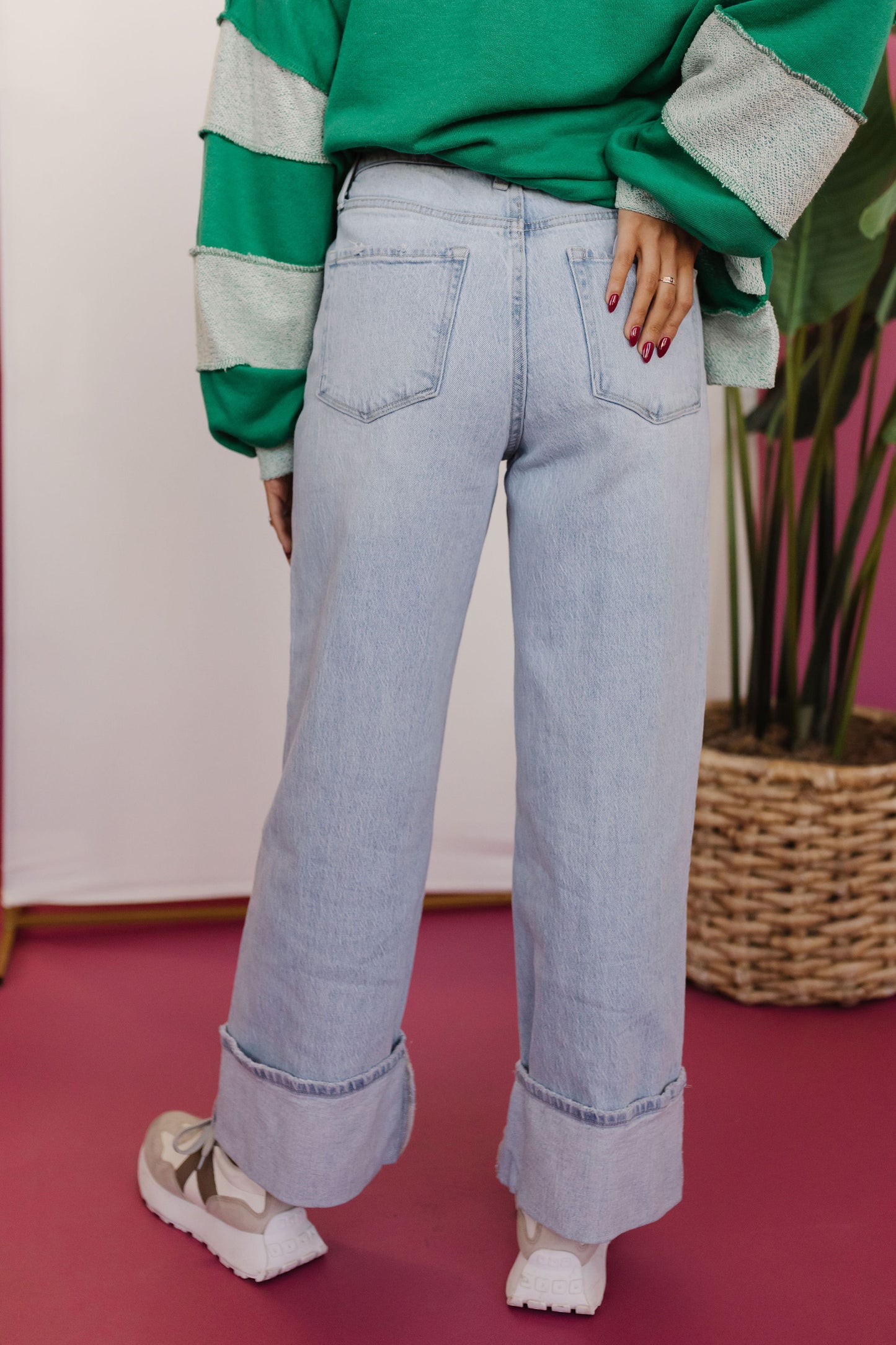 THE KRISTYN CUFFED JEANS IN LIGHT WASH BY VERVET