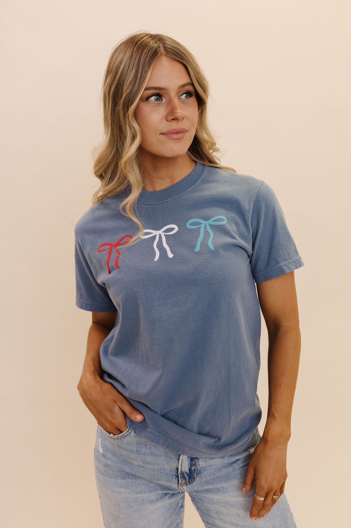 THE PATRIOTIC RIBBON TEE IN BLUE