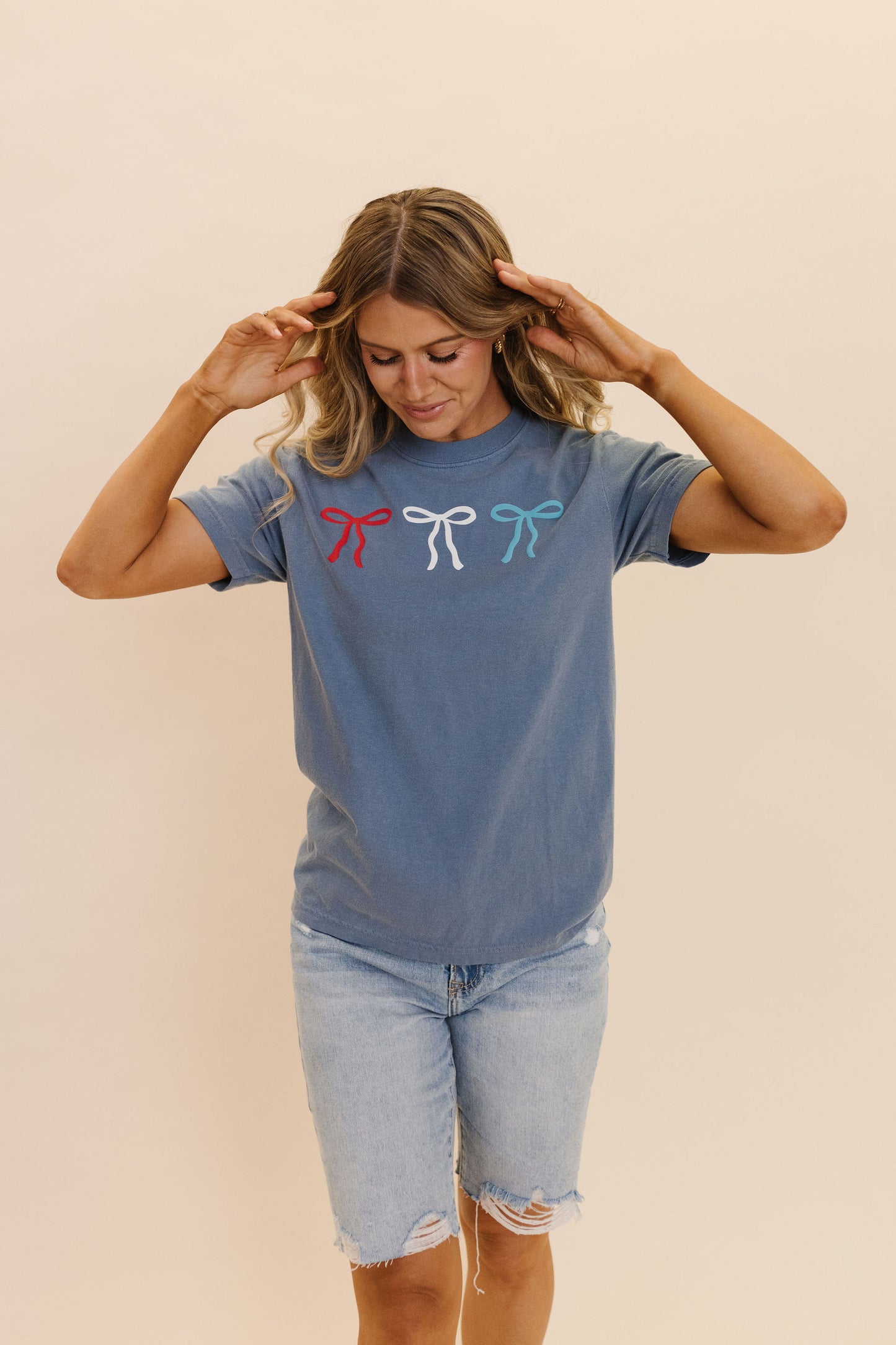 THE PATRIOTIC RIBBON TEE IN BLUE