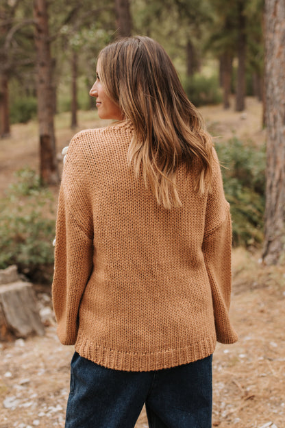 THE CHUNKY BOW KNIT CARDIGAN IN CAMEL