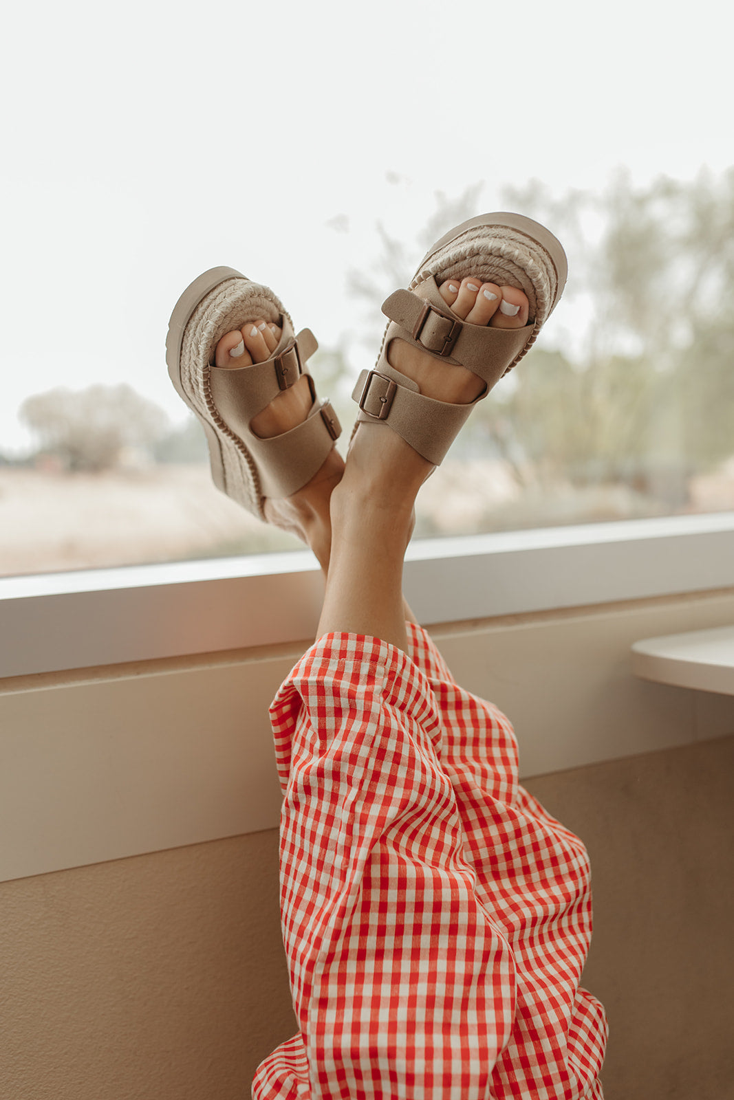 THE MERELL PLATFORM SANDALS IN SAND