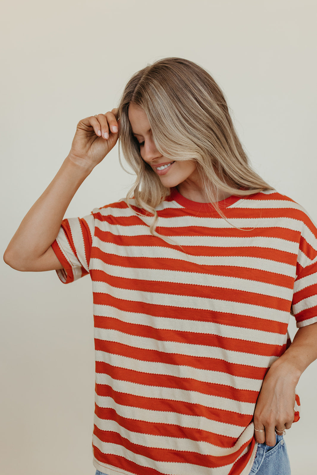 THE OAKLEIGH OVERSIZED STRIPE KNIT TOP IN RUST