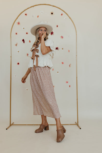 THE FELICITY FLORAL CRINKLE MIDI SKIRT IN CLAY/CREAM