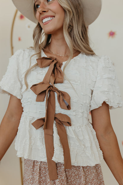 THE BAMBI BUBBLE BABYDOLL BLOUSE IN VANILLA