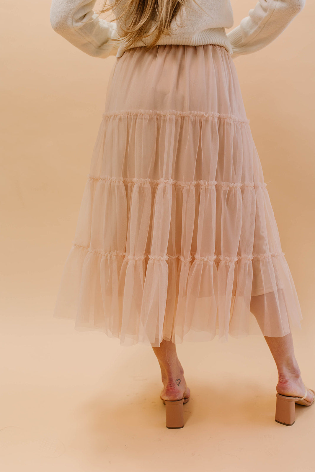 THE MELINDA MESH TIERED SKIRT IN BLUSH