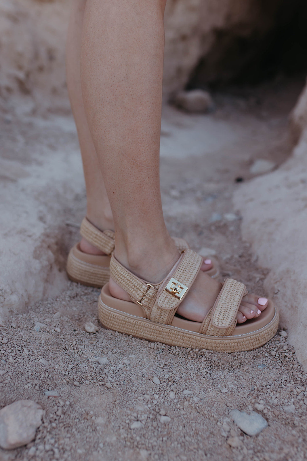 THE BIGMONA SANDALS IN NATURAL RAFFIA BY STEVE MADDEN