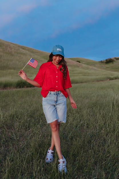 THE KIMMY OVERSIZED BUTTON UP SHIRT IN RED