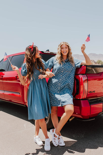 THE KENNEDY SMOCKED DRESS IN CHAMBRAY BY PINK DESERT