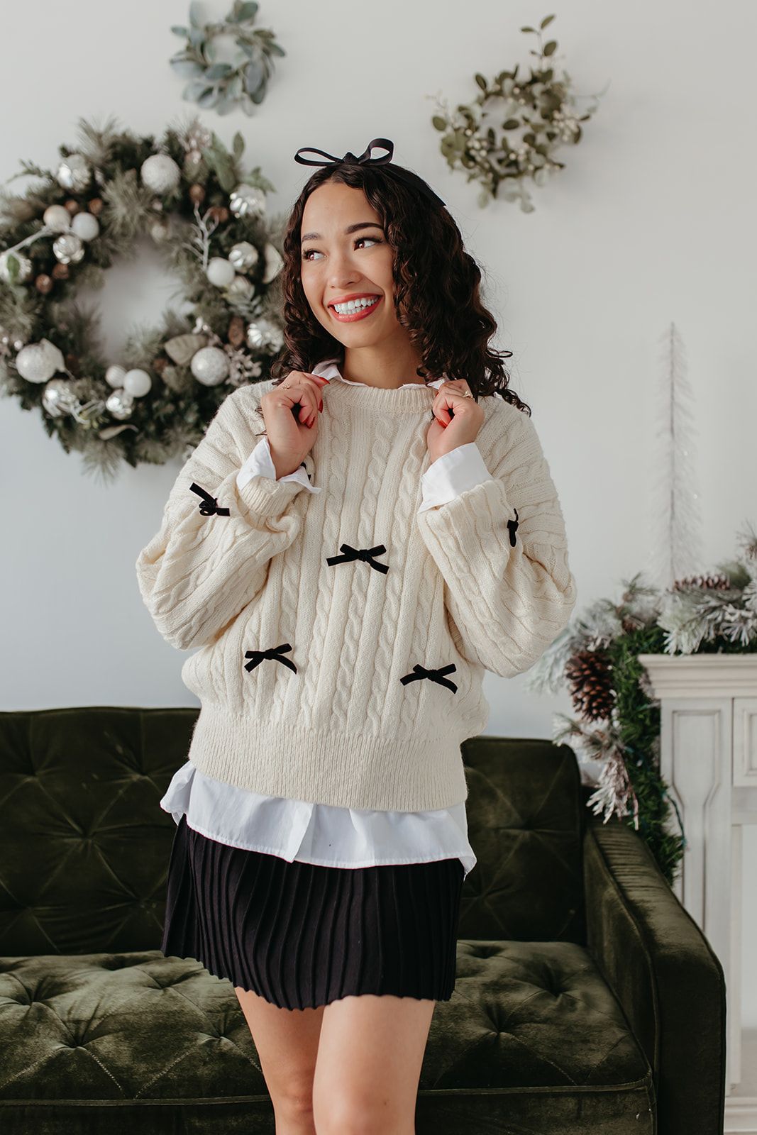 THE JILLIE BOW SWEATER IN IVORY