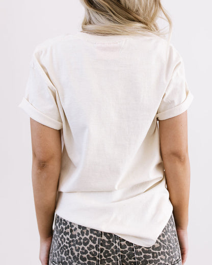 THE HOLLY JOLLY GRAPHIC TEE IN IVORY