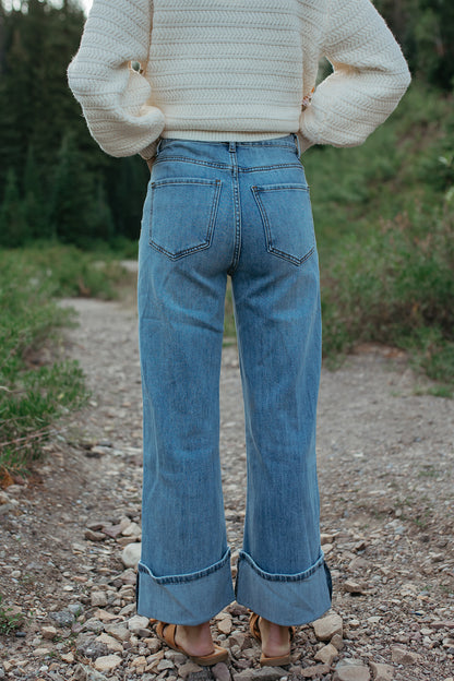 THE RANDI ROLL UP JEANS IN LIGHT WASH