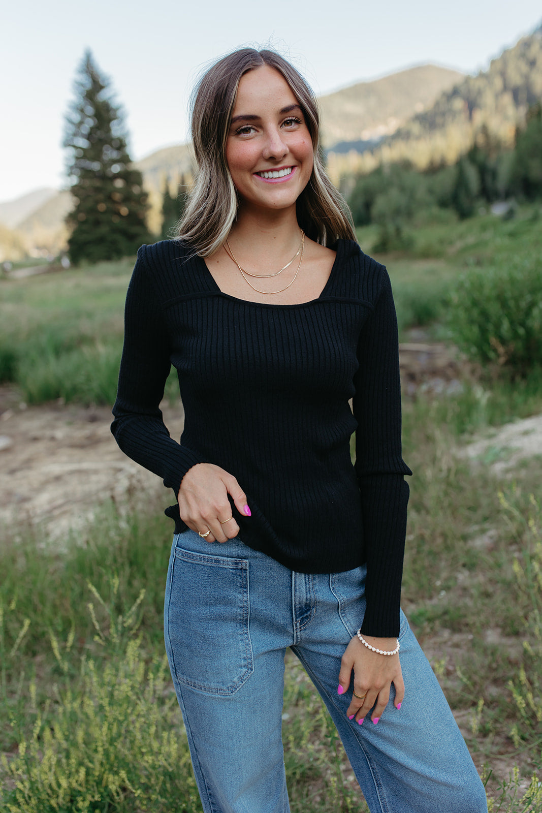 THE HARLEY SQUARE NECK RIBBED SWEATER IN BLACK