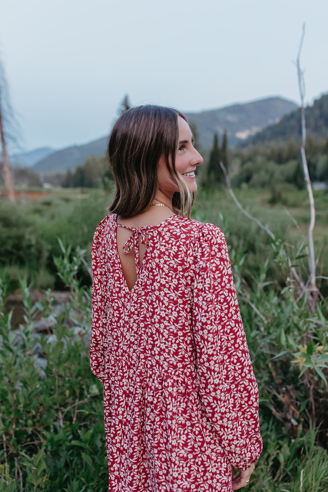 THE MARYN FLORAL DRESS IN BURGUNDY