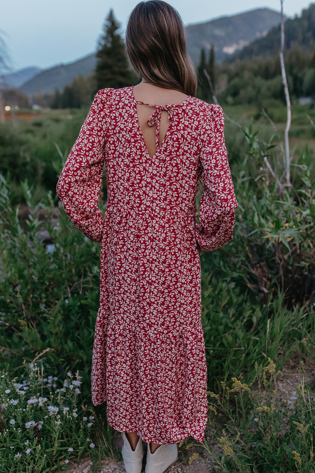 THE MARYN FLORAL DRESS IN BURGUNDY