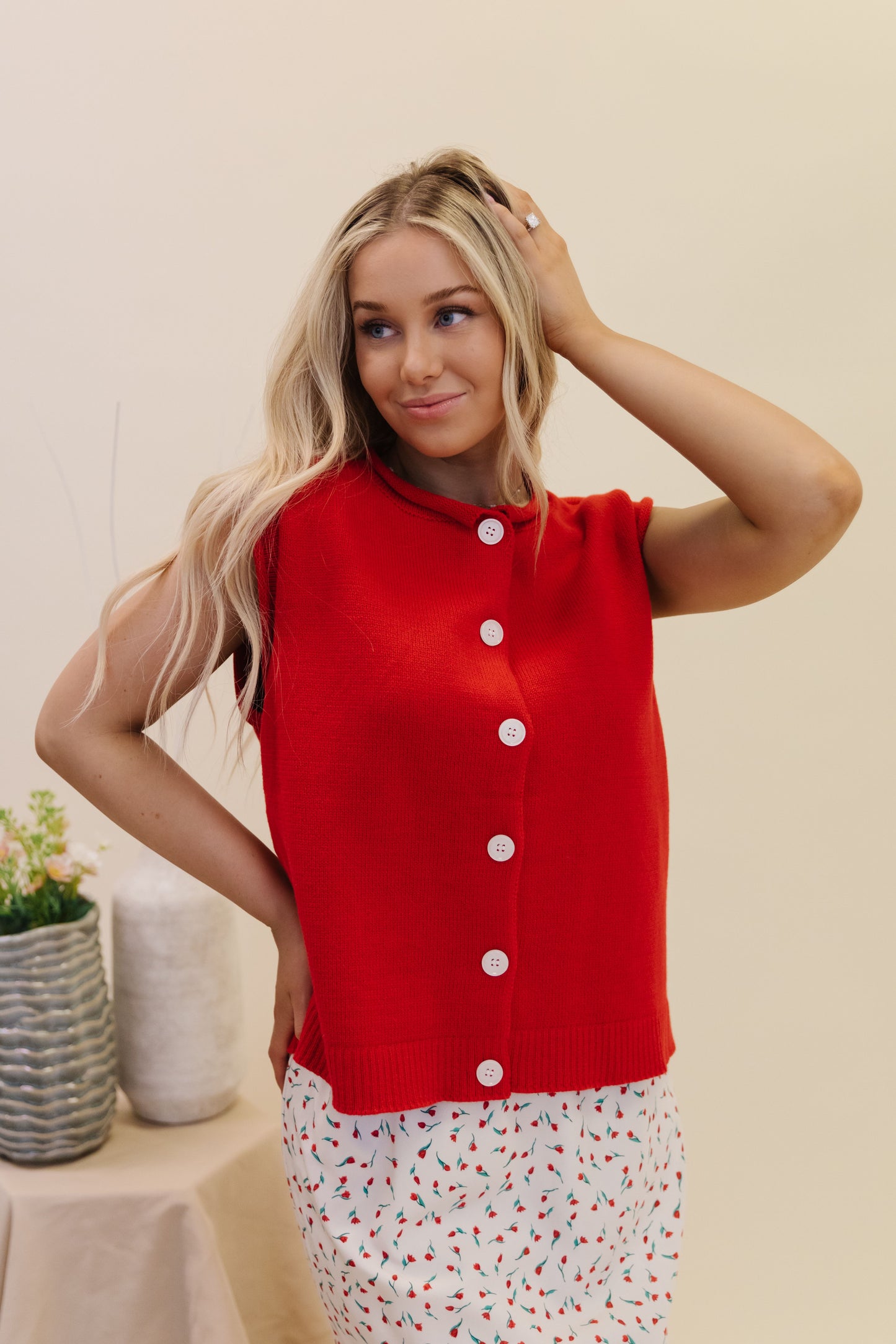 THE CARLEEN SWEATER BUTTON UP VEST IN CHERRY