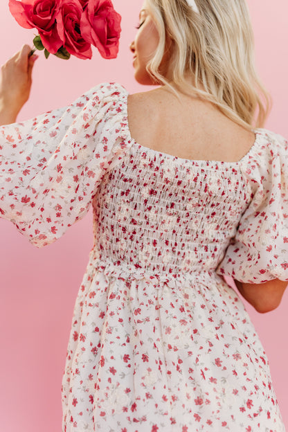 THE REAGAN FLORAL PRINT MAXI DRESS IN RED