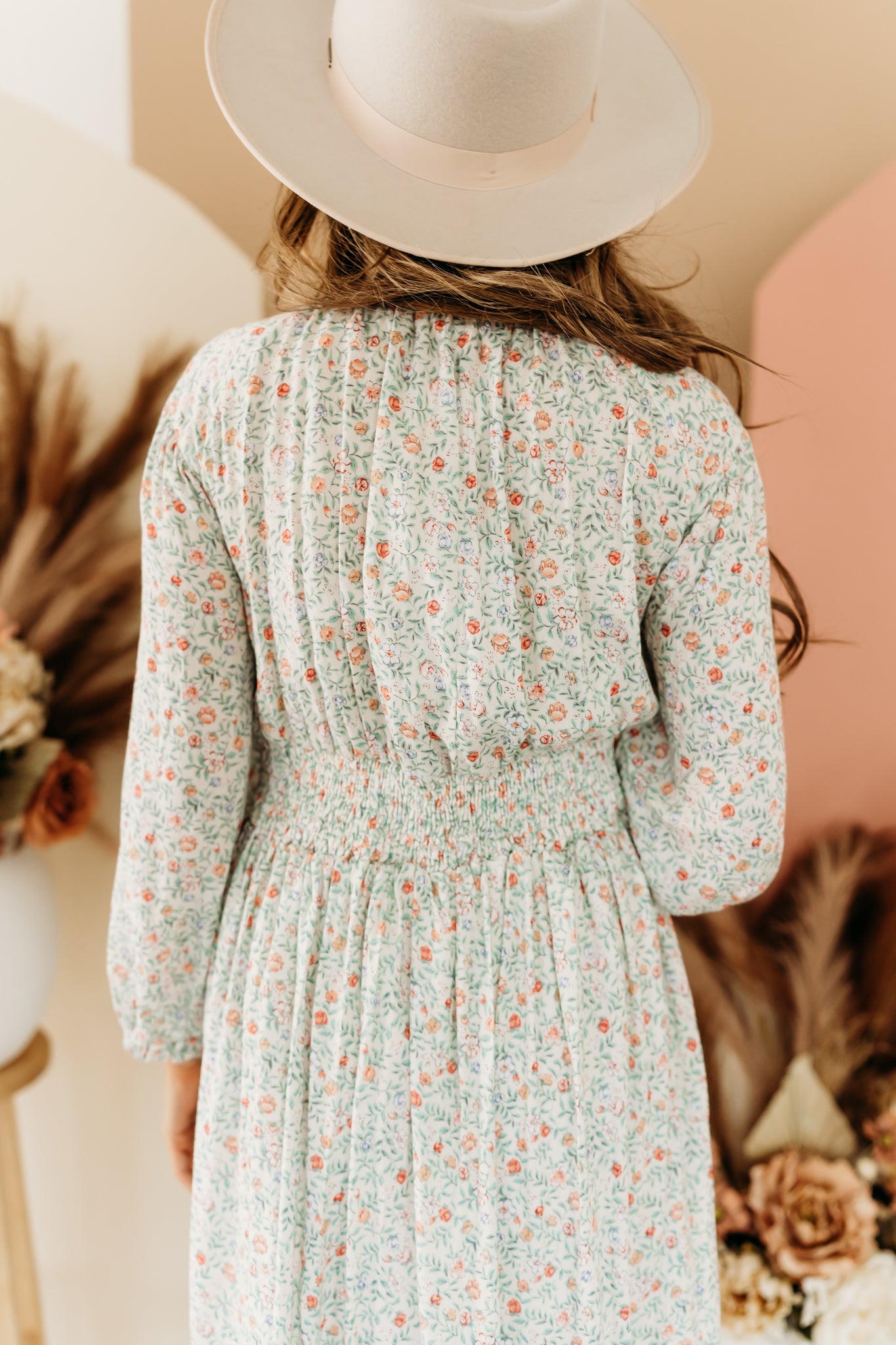 THE SWEET PEA FLORAL MAXI DRESS IN LIGHT SAGE