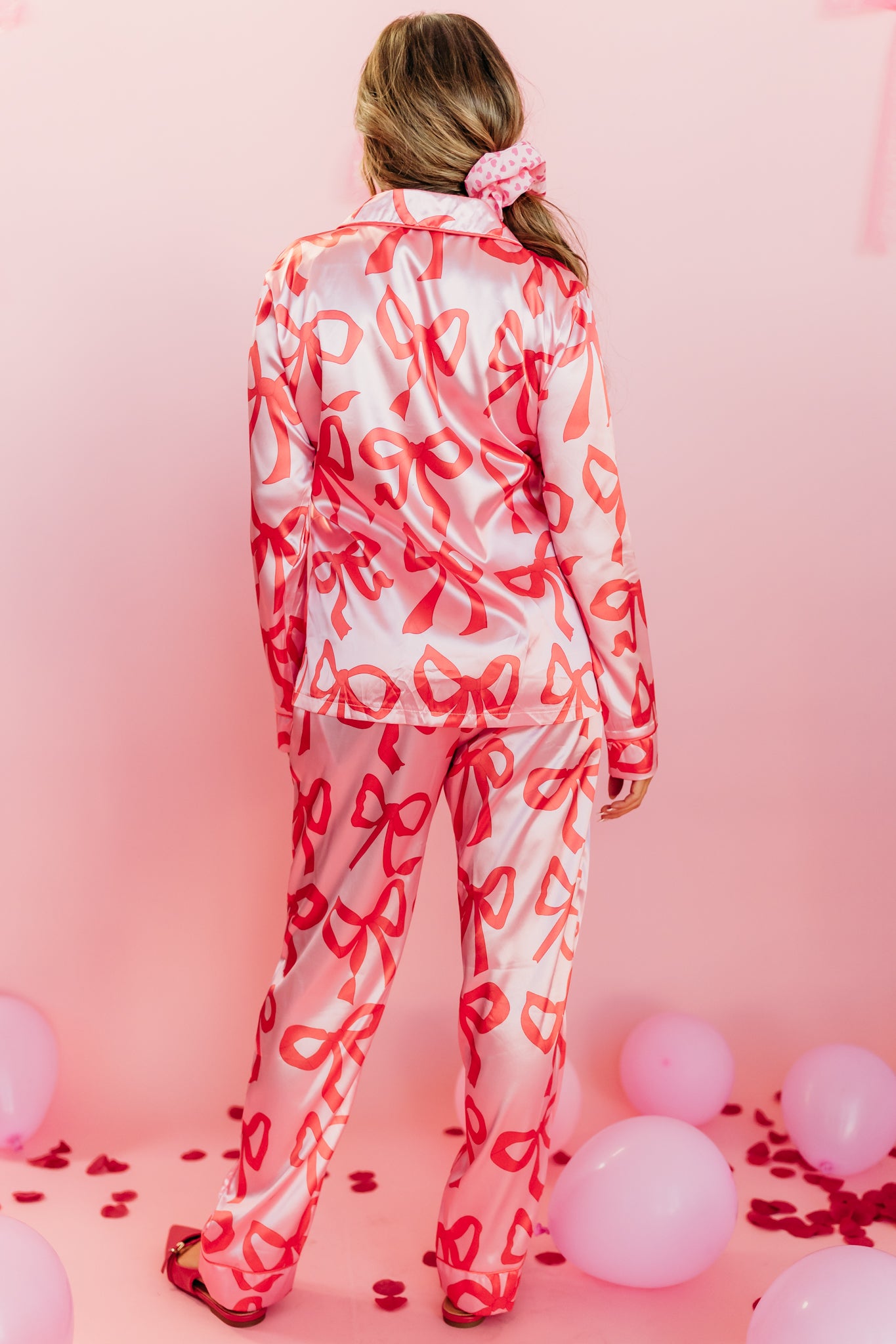 THE ADORA BOW PRINT PAJAMA SET IN PINK