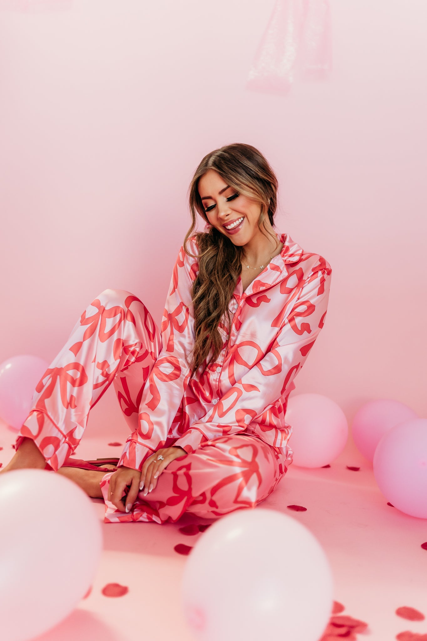 THE ADORA BOW PRINT PAJAMA SET IN PINK