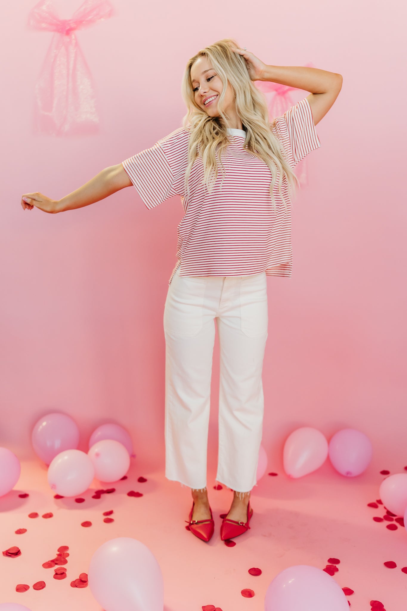 THE BRENNA BASIC STRIPED SHORT SLEEVE TOP IN RED