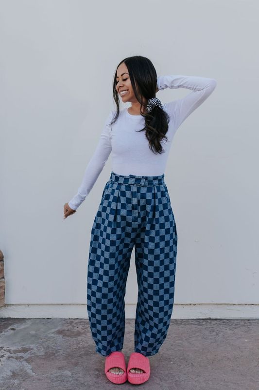 THE POPPY PLEATED CHECKERED BARREL PANTS IN LIGHT DENIM