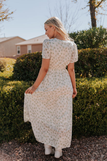 THE KAEDENCE DAINTY MAXI DRESS IN DUSTY SAGE