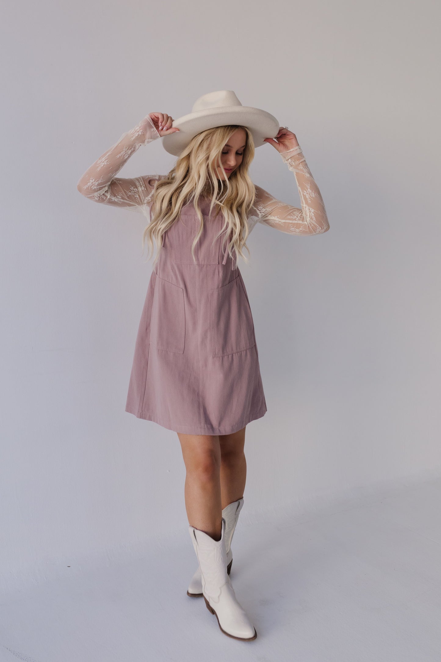 THE SAIGE OVERALL DRESS IN DUSTY MAUVE