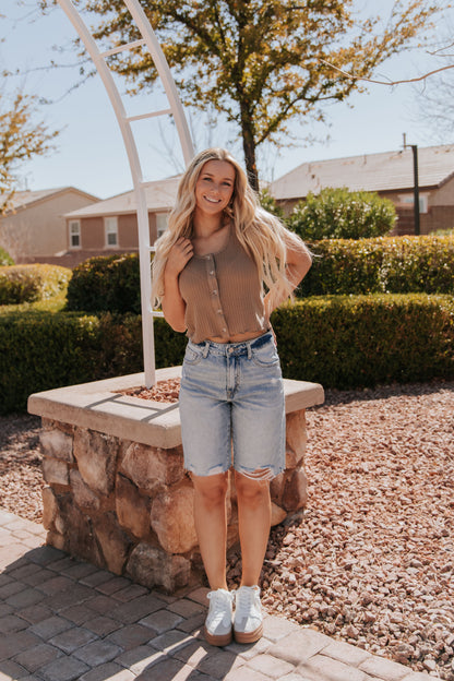 THE MARIELLE WAFFLE TOP IN TAUPE