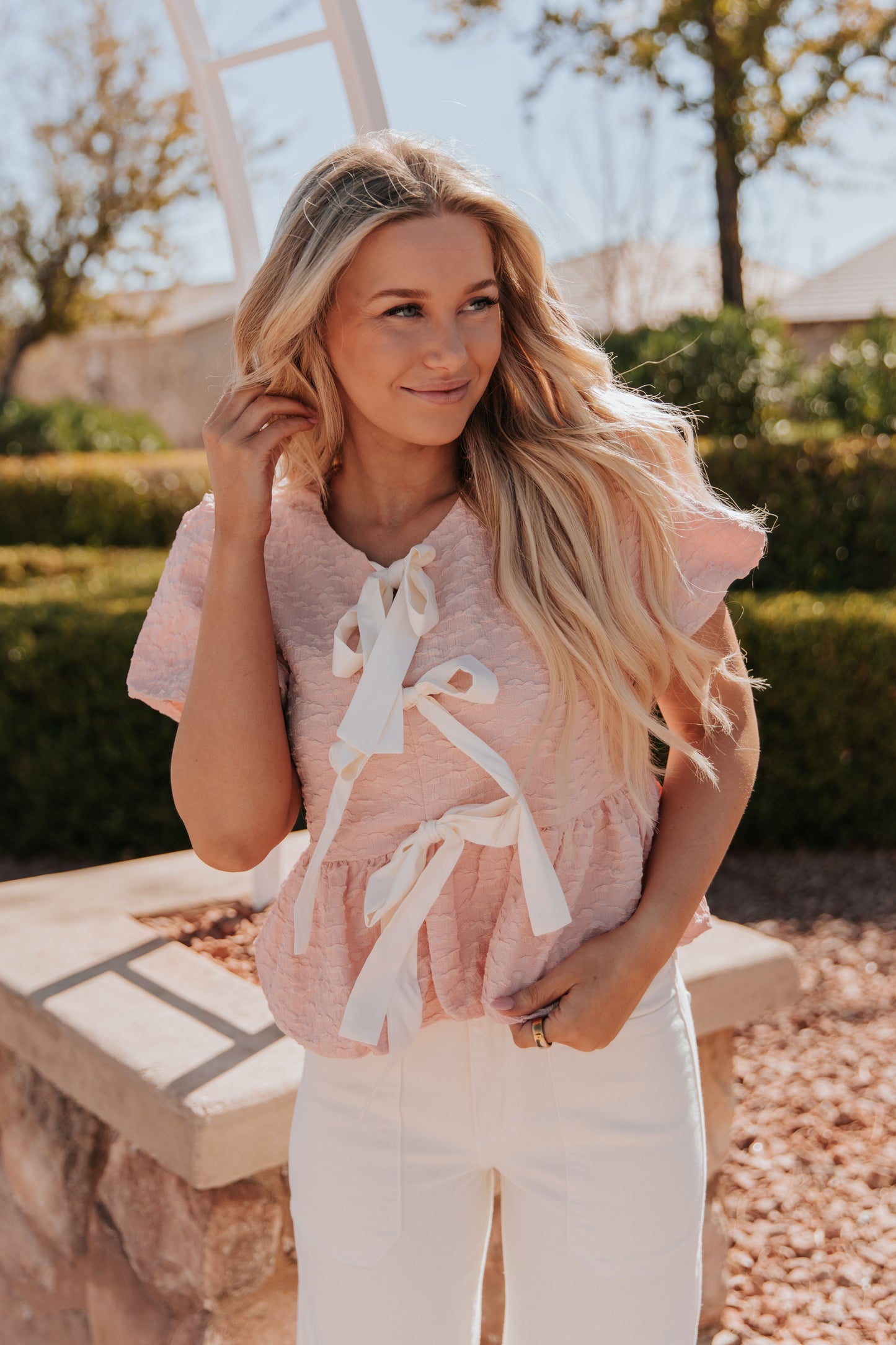 THE BAMBI BUBBLE BABYDOLL BLOUSE IN PEACH