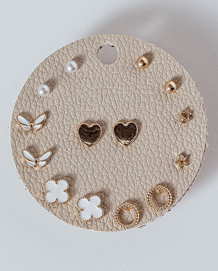 THE JUST A GIRL DAINTY EARRING SET IN GOLD AND WHITE