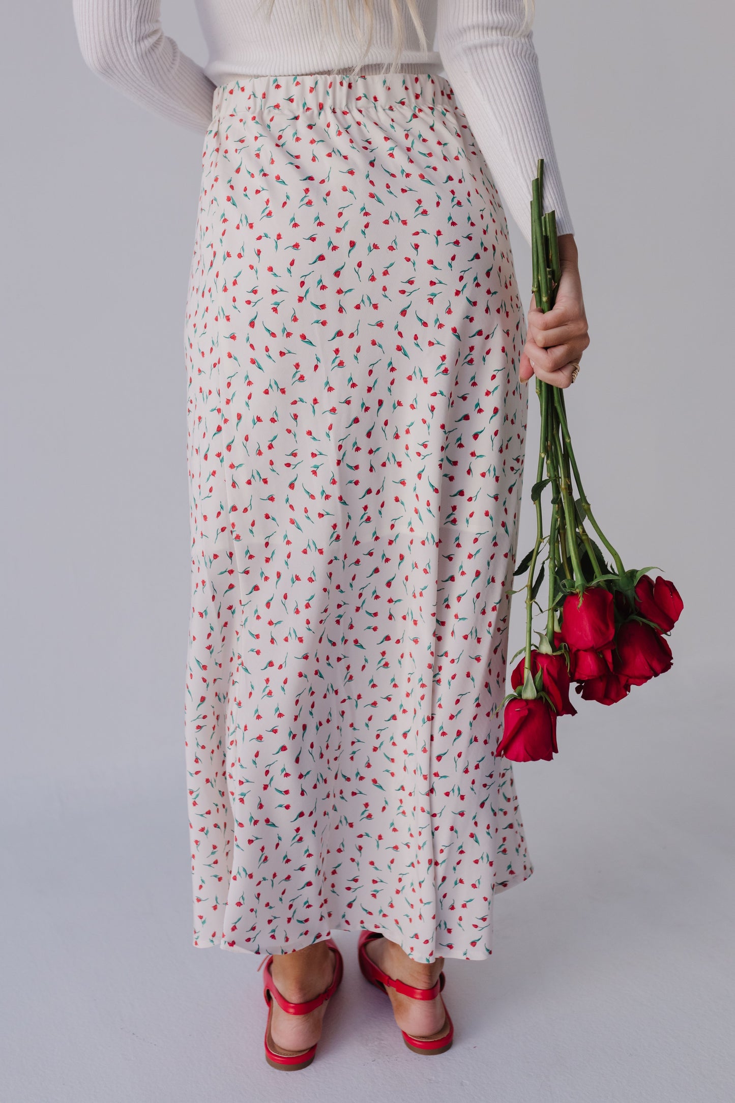 THE OPHIRA FLORAL MAXI PENCIL SKIRT IN OFF WHITE