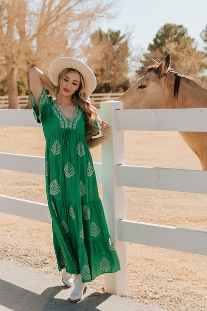 THE RAYLEIGH EMBROIDERED MAXI DRESS IN SPRING GREEN