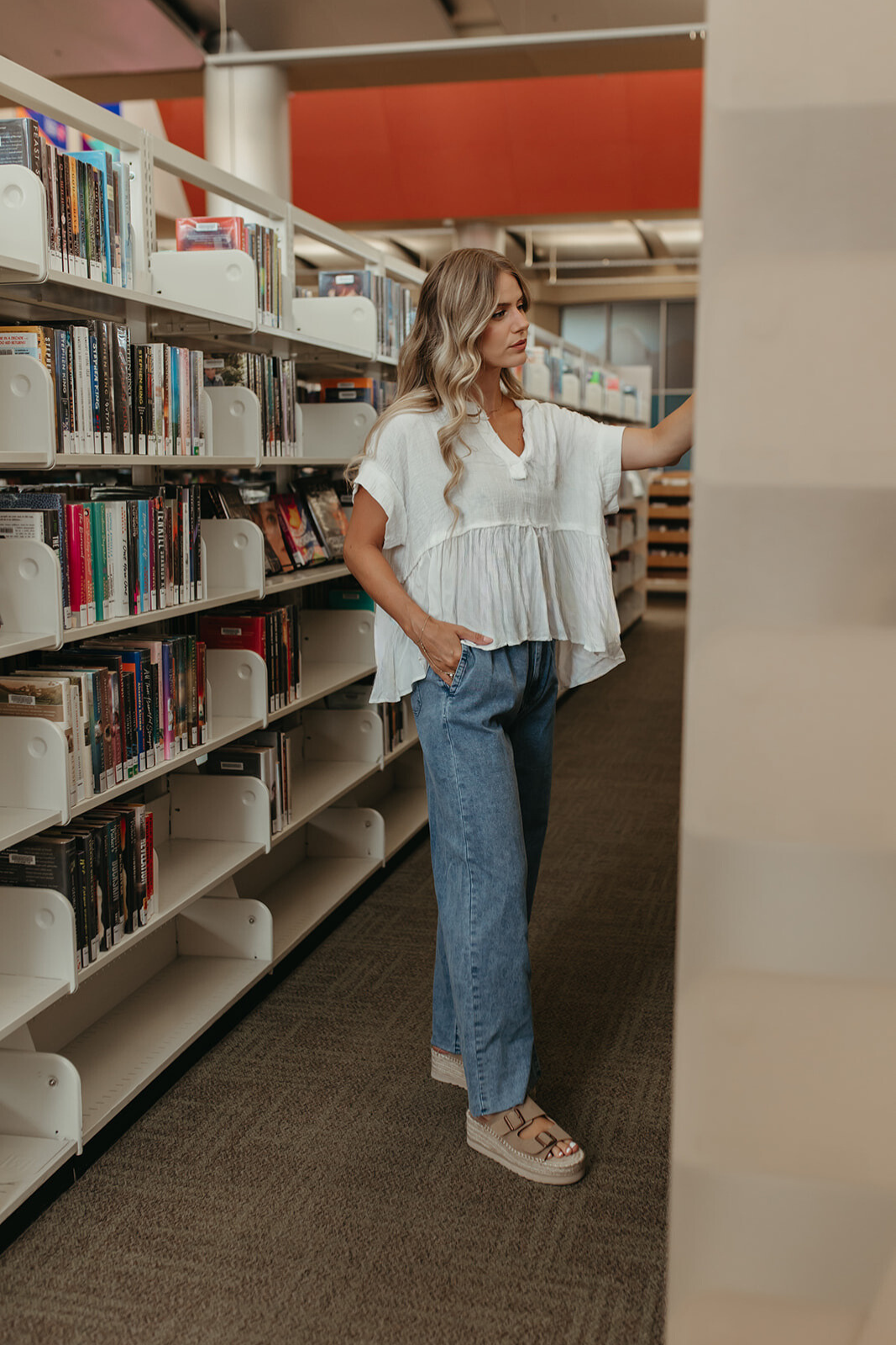 THE RACHEL WIDE LEG PANTS IN WASHED DENIM